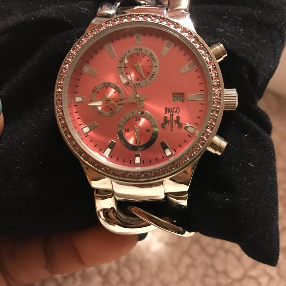 Watch - Picture 2 of 3